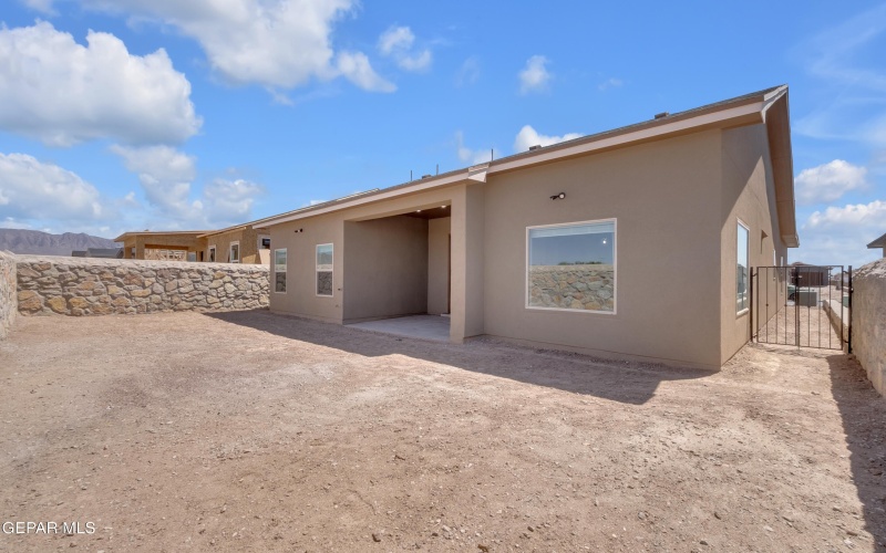 441 Santiago Munos Street, Vinton, TX 79821, 3 Bedrooms Bedrooms, ,2 BathroomsBathrooms,Residential,For Sale,441 Santiago Munos Street,916754