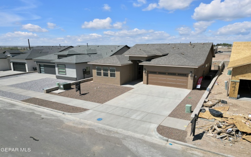 441 Santiago Munos Street, Vinton, TX 79821, 3 Bedrooms Bedrooms, ,2 BathroomsBathrooms,Residential,For Sale,441 Santiago Munos Street,916754