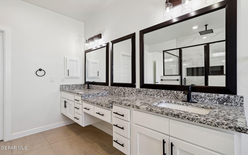 5997 RUIDOSO DOWNS Street, El Paso, TX 79932, 4 Bedrooms Bedrooms, ,3 BathroomsBathrooms,Residential,For Sale,5997 RUIDOSO DOWNS Street,916755