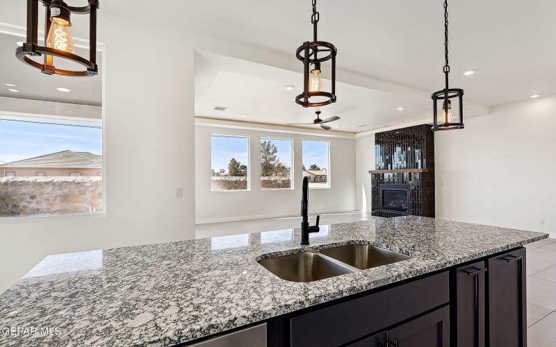 5997 RUIDOSO DOWNS Street, El Paso, TX 79932, 4 Bedrooms Bedrooms, ,3 BathroomsBathrooms,Residential,For Sale,5997 RUIDOSO DOWNS Street,916755