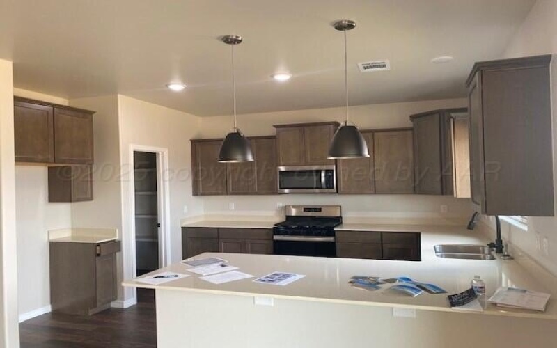 4106 HONEYROSE Drive, Amarillo, TX 79124, 3 Habitaciones Habitaciones , ,2 BañosBaños,Residential,En Venta,4106 HONEYROSE Drive,25-1413