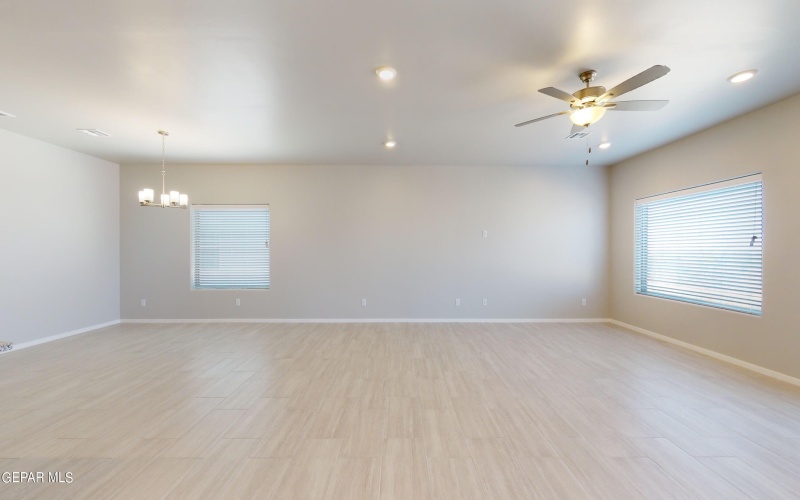 1037 Callie Court, Socorro, TX 79927, 3 Habitaciones Habitaciones , ,1 BañoBaños,Residential,En Venta,1037 Callie Court,916843