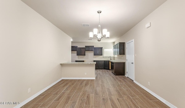 890 HARPENDEM Drive, El Paso, TX 79928, 3 Habitaciones Habitaciones , ,2 BañosBaños,Residential,En Venta,890 HARPENDEM Drive,917000