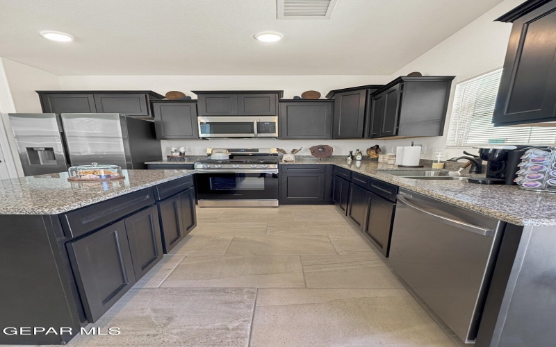 14956 Concept Court, El Paso, TX 79938, 3 Habitaciones Habitaciones , ,1 BañoBaños,Residential,En Venta,14956 Concept Court,917075
