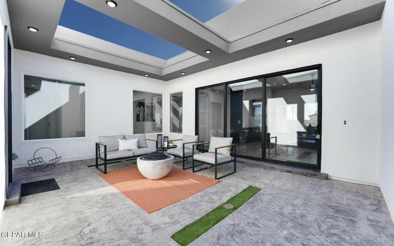 2022 Cimarron Bluff Drive, El Paso, TX 79911, 4 Bedrooms Bedrooms, ,3 BathroomsBathrooms,Residential,For Sale,2022 Cimarron Bluff Drive,917144