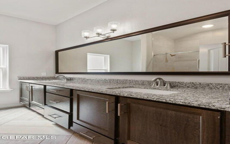 15321 Promise Court, El Paso, TX 79938, 5 Habitaciones Habitaciones , ,3 BañosBaños,Residential,En Venta,15321 Promise Court,917234