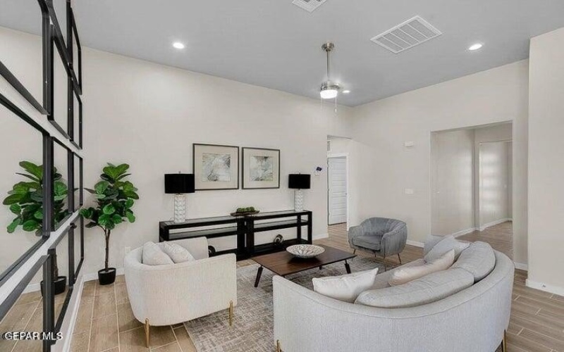 12656 Fredericksburg Avenue, Horizon City, TX 79928, 4 Bedrooms Bedrooms, ,3 BathroomsBathrooms,Residential,For Sale,12656 Fredericksburg Avenue,915934