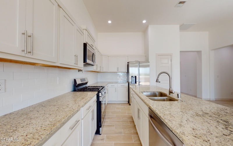 51082 Desert Calico Avenue, El Paso, TX 79934, 4 Bedrooms Bedrooms, ,1 BathroomBathrooms,Residential,For Sale,51082 Desert Calico Avenue,915939