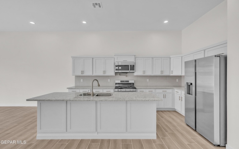 51013 Desert Calico Avenue, El Paso, TX 79934, 4 Bedrooms Bedrooms, ,1 BathroomBathrooms,Residential,For Sale,51013 Desert Calico Avenue,915940