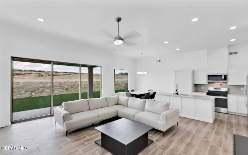 12713 Fredericksberg Avenue, Horizon City, TX 79928, 4 Bedrooms Bedrooms, ,2 BathroomsBathrooms,Residential,For Sale,12713 Fredericksberg Avenue,915941