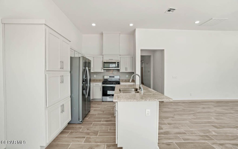 51086 Desert Calico Avenue, El Paso, TX 79934, 4 Bedrooms Bedrooms, ,1 BathroomBathrooms,Residential,For Sale,51086 Desert Calico Avenue,915947