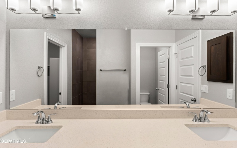 13764 LOREINA LUZ Avenue, El Paso, TX 79928, 4 Bedrooms Bedrooms, ,2 BathroomsBathrooms,Residential,For Sale,13764 LOREINA LUZ Avenue,915960