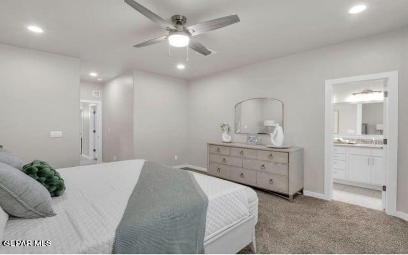 12653 Fredericksberg Avenue, Horizon City, TX 79928, 4 Bedrooms Bedrooms, ,3 BathroomsBathrooms,Residential,For Sale,12653 Fredericksberg Avenue,915974