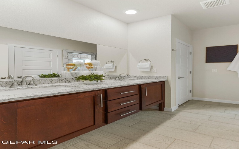 9925 Isla Place, Socorro, TX 79927, 4 Habitaciones Habitaciones , ,1 BañoBaños,Residential,En Venta,9925 Isla Place,915996