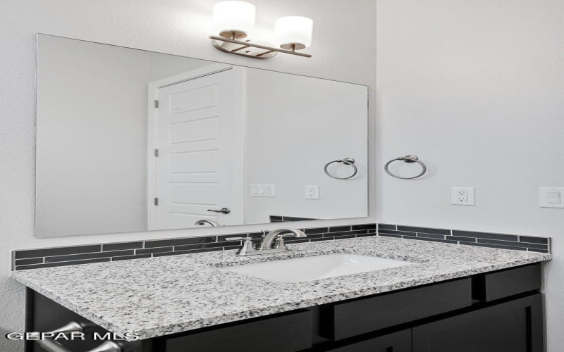 13924 Paseo Honor Court, Horizon City, TX 79928, 3 Bedrooms Bedrooms, ,2 BathroomsBathrooms,Residential,For Sale,13924 Paseo Honor Court,916018