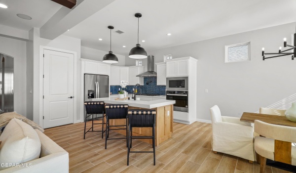 13921 Paseo Central Avenue, Horizon City, TX 79928, 4 Habitaciones Habitaciones , ,2 BañosBaños,Residential,En Venta,13921 Paseo Central Avenue,916022