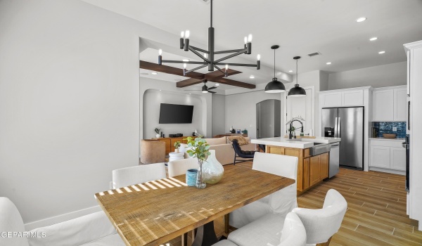 13921 Paseo Central Avenue, Horizon City, TX 79928, 4 Habitaciones Habitaciones , ,2 BañosBaños,Residential,En Venta,13921 Paseo Central Avenue,916022