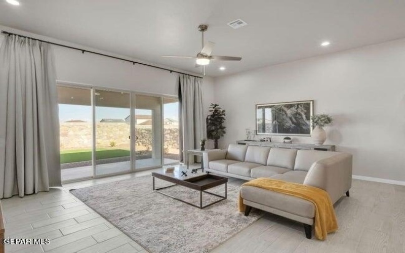 12828 MIDDLESBROUGH Avenue, El Paso, TX 79928, 4 Bedrooms Bedrooms, ,3 BathroomsBathrooms,Residential,For Sale,12828 MIDDLESBROUGH Avenue,916026