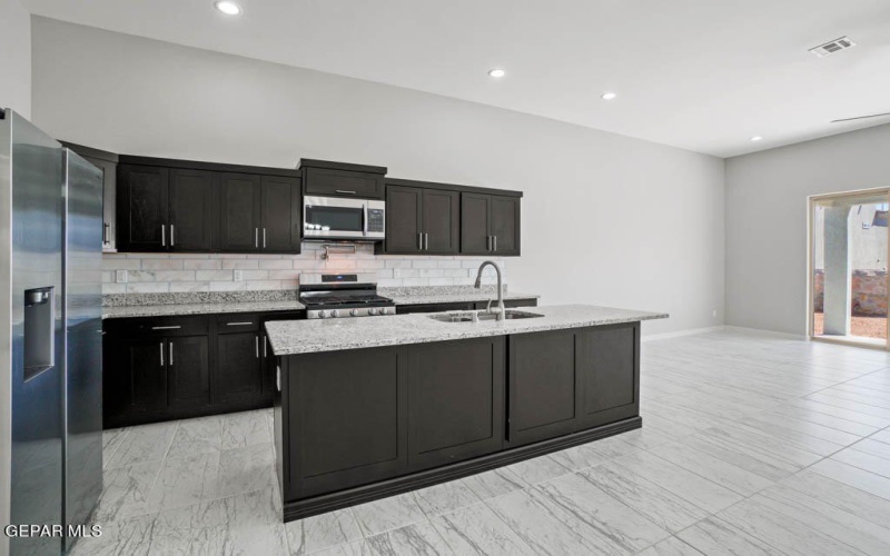 12641 Fredericksburg Avenue, Horizon City, TX 79928, 4 Habitaciones Habitaciones , ,1 BañoBaños,Residential,En Venta,12641 Fredericksburg Avenue,916028