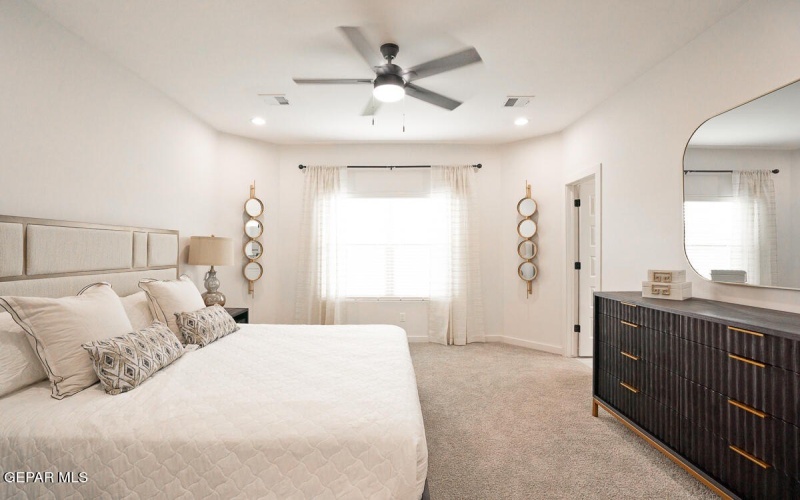 12832 MIDDLESBROUGH Avenue, El Paso, TX 79928, 4 Bedrooms Bedrooms, ,3 BathroomsBathrooms,Residential,For Sale,12832 MIDDLESBROUGH Avenue,916031