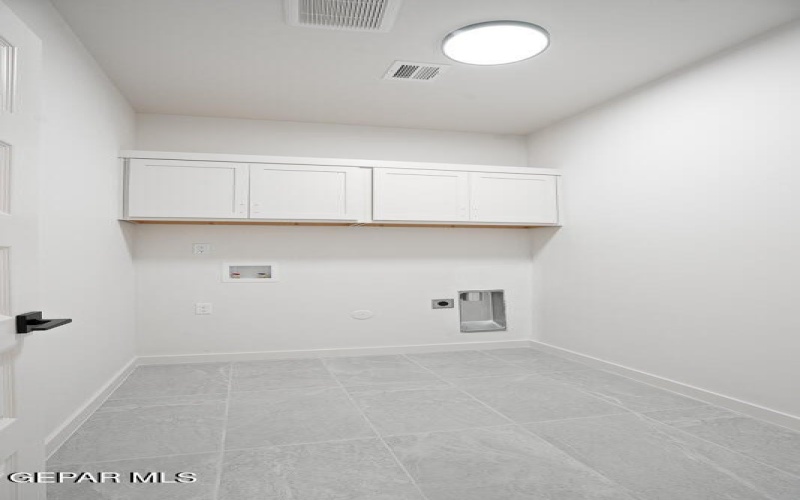 12832 MIDDLESBROUGH Avenue, El Paso, TX 79928, 4 Bedrooms Bedrooms, ,3 BathroomsBathrooms,Residential,For Sale,12832 MIDDLESBROUGH Avenue,916031