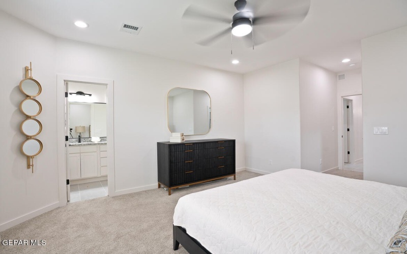 12832 MIDDLESBROUGH Avenue, El Paso, TX 79928, 4 Bedrooms Bedrooms, ,3 BathroomsBathrooms,Residential,For Sale,12832 MIDDLESBROUGH Avenue,916031