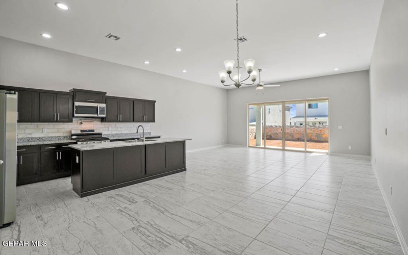 12661 Fredericksburg Avenue, Horizon City, TX 79928, 4 Bedrooms Bedrooms, ,1 BathroomBathrooms,Residential,For Sale,12661 Fredericksburg Avenue,916032