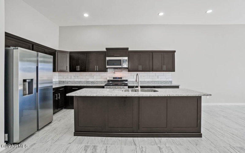 12661 Fredericksburg Avenue, Horizon City, TX 79928, 4 Bedrooms Bedrooms, ,1 BathroomBathrooms,Residential,For Sale,12661 Fredericksburg Avenue,916032