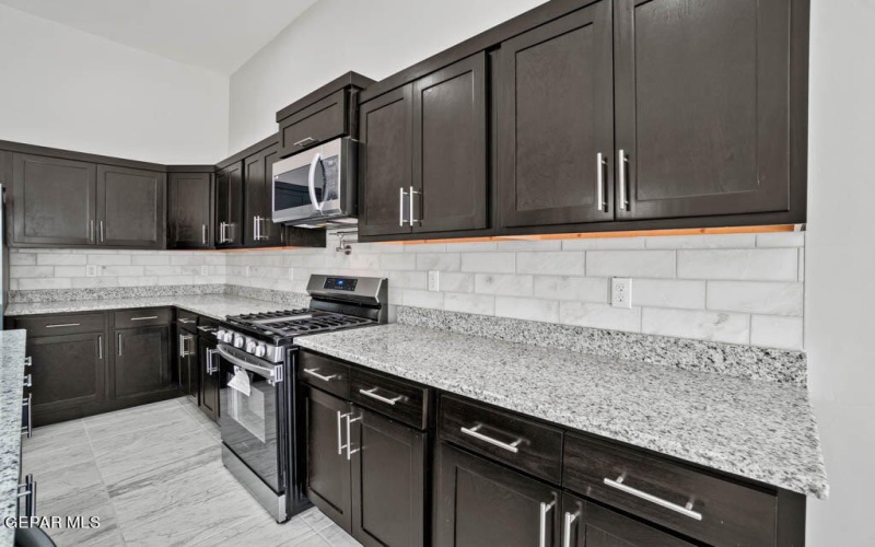 12661 Fredericksburg Avenue, Horizon City, TX 79928, 4 Bedrooms Bedrooms, ,1 BathroomBathrooms,Residential,For Sale,12661 Fredericksburg Avenue,916032