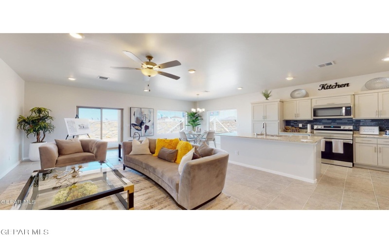 12744 Middlesbrough Avenue, El Paso, TX 79928, 4 Bedrooms Bedrooms, ,1 BathroomBathrooms,Residential,For Sale,12744 Middlesbrough Avenue,916173