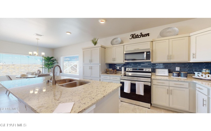 12744 Middlesbrough Avenue, El Paso, TX 79928, 4 Bedrooms Bedrooms, ,1 BathroomBathrooms,Residential,For Sale,12744 Middlesbrough Avenue,916173