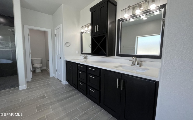 2224 MIKE PRICE Drive, El Paso, TX 79938, 4 Bedrooms Bedrooms, ,2 BathroomsBathrooms,Residential,For Sale,2224 MIKE PRICE Drive,916246