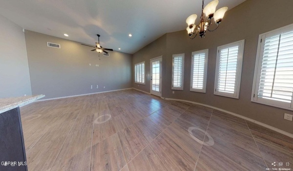 13969 LORENZ Avenue, El Paso, TX 79928, 3 Habitaciones Habitaciones , ,1 BañoBaños,Residential,En Venta,13969 LORENZ Avenue,916343