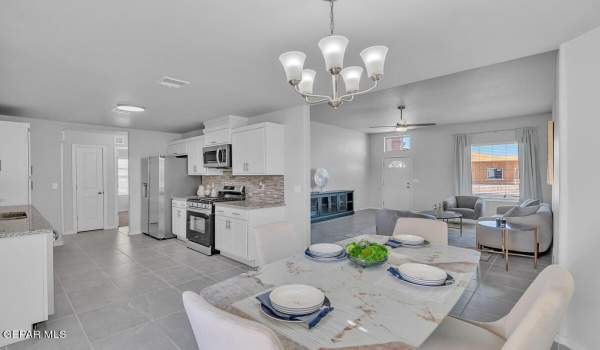 908 SANDHURST Place, El Paso, TX 79928, 4 Bedrooms Bedrooms, ,2 BathroomsBathrooms,Residential,For Sale,908 SANDHURST Place,916390