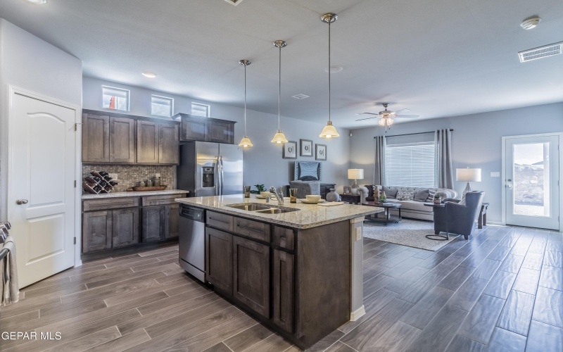 7429 Schweitz Court, El Paso, TX 79911, 4 Bedrooms Bedrooms, ,3 BathroomsBathrooms,Residential,For Sale,7429 Schweitz Court,916415