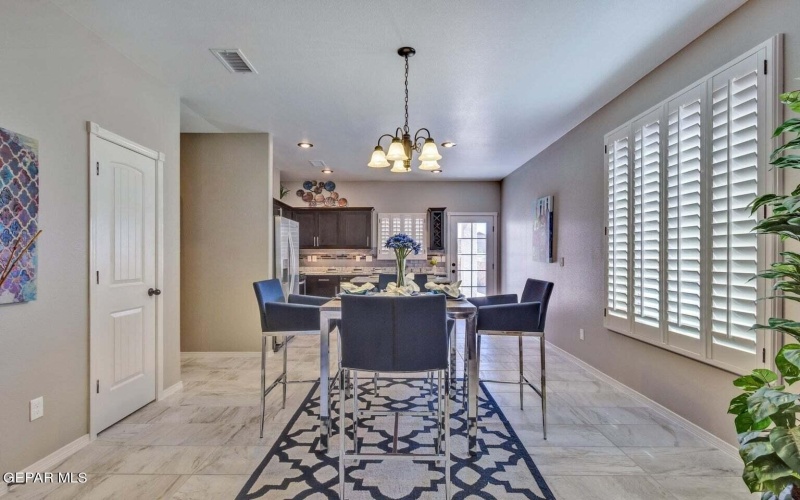 933 Sandhurst Place, El Paso, TX 79928, 4 Habitaciones Habitaciones , ,1 BañoBaños,Residential,En Venta,933 Sandhurst Place,916438