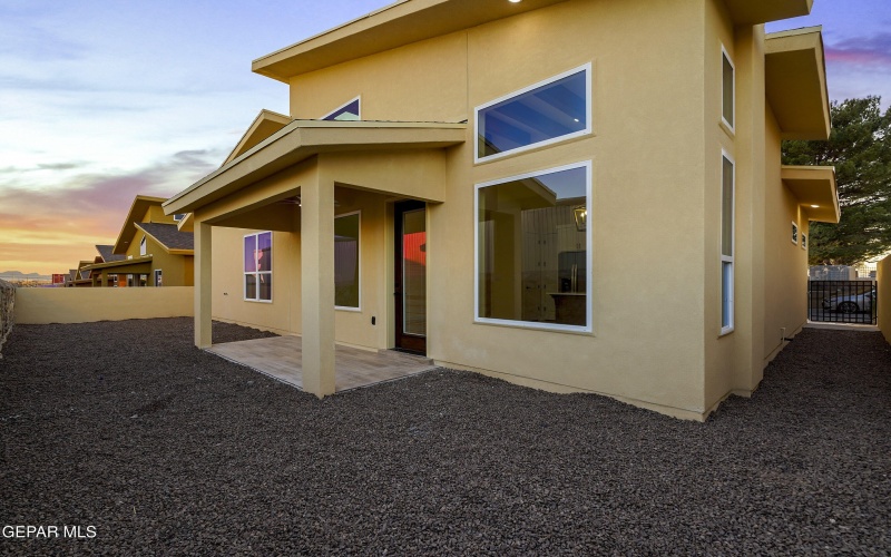 1031 VINTON Avenue unit: 27 #27, Canutillo, TX 79835, 3 Bedrooms Bedrooms, ,2 BathroomsBathrooms,Residential,For Sale,1031 VINTON Avenue unit: 27,916583