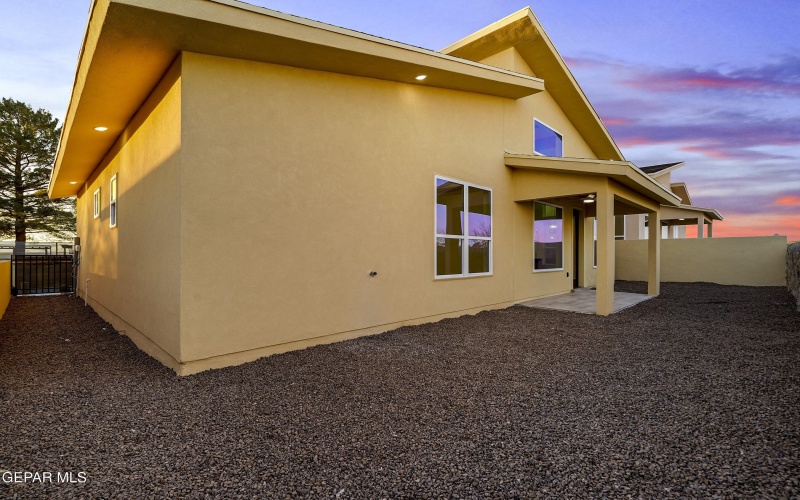 1031 VINTON Avenue unit: 27 #27, Canutillo, TX 79835, 3 Bedrooms Bedrooms, ,2 BathroomsBathrooms,Residential,For Sale,1031 VINTON Avenue unit: 27,916583