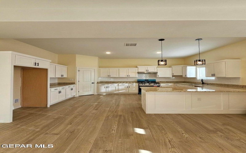 216 Emerald Brass, Horizon City, TX 79928, 4 Bedrooms Bedrooms, ,2 BathroomsBathrooms,Residential,For Sale,216 Emerald Brass,916590