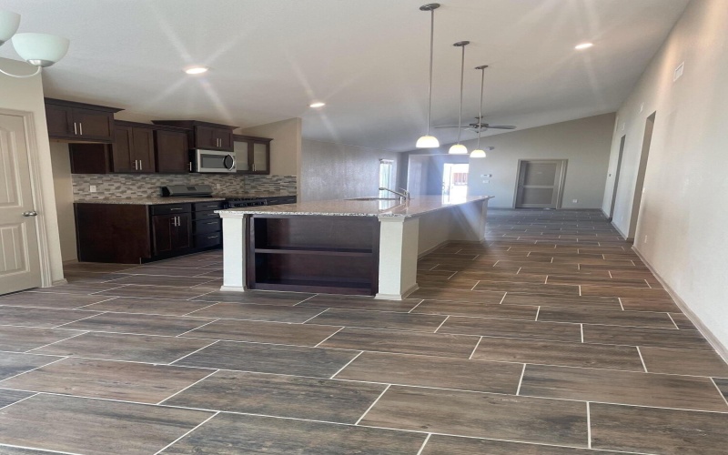 14315 Armando Silva Drive, El Paso, TX 79938, 4 Bedrooms Bedrooms, ,2 BathroomsBathrooms,Residential,For Sale,14315 Armando Silva Drive,917736