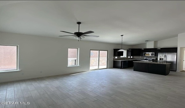 13087 Beccles Street, El Paso, TX 79928, 3 Bedrooms Bedrooms, ,2 BathroomsBathrooms,Residential,For Sale,13087 Beccles Street,917801