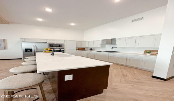 907 Dewsburry Way, El Paso, TX 79928, 4 Habitaciones Habitaciones , ,3 BañosBaños,Residential,En Venta,907 Dewsburry Way,917882