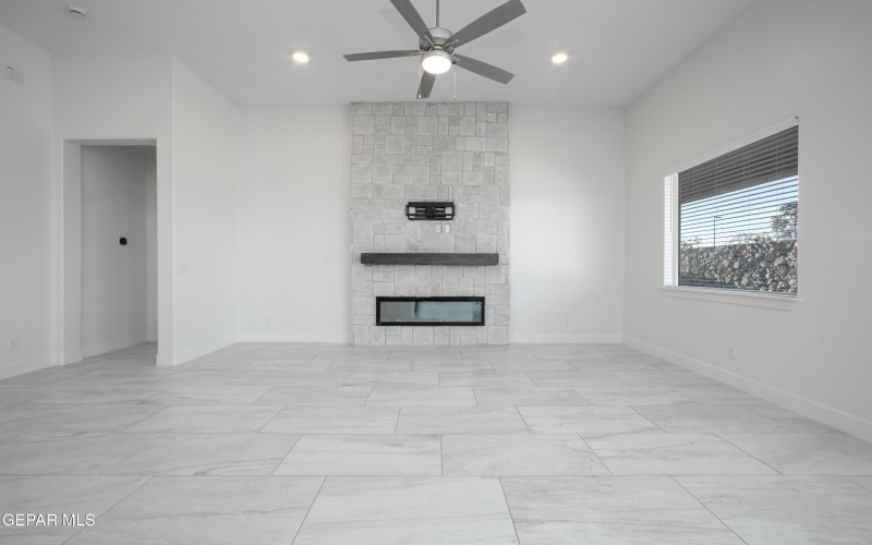 12824 Prestbury Avenue, El Paso, TX 79928, 3 Habitaciones Habitaciones , ,1 BañoBaños,Residential,En Venta,12824 Prestbury Avenue,917894
