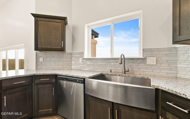 15353 Promise Avenue, El Paso, TX 79938, 4 Habitaciones Habitaciones , ,2 BañosBaños,Residential,En Venta,15353 Promise Avenue,918012