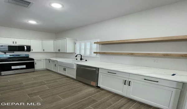 1802 Dana Gray Street, El Paso, TX 79928, 4 Habitaciones Habitaciones , ,2 BañosBaños,Residential Lease,En Alquiler,1802 Dana Gray Street,918052