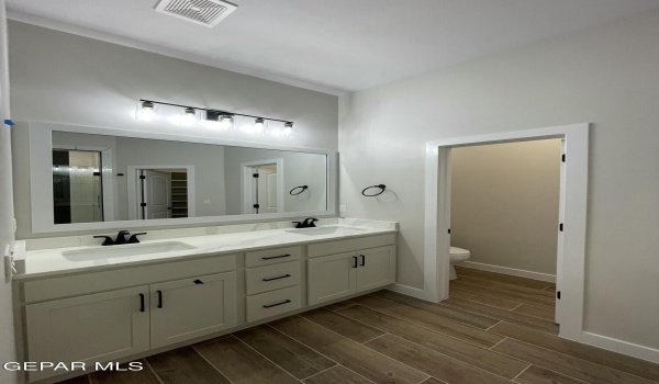 1802 Dana Gray Street, El Paso, TX 79928, 4 Habitaciones Habitaciones , ,2 BañosBaños,Residential Lease,En Alquiler,1802 Dana Gray Street,918052
