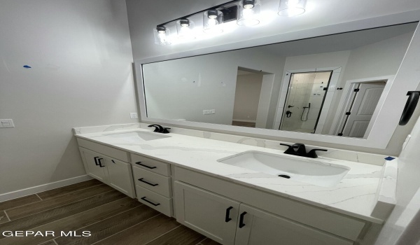 1802 Dana Gray Street, El Paso, TX 79928, 4 Habitaciones Habitaciones , ,2 BañosBaños,Residential Lease,En Alquiler,1802 Dana Gray Street,918052