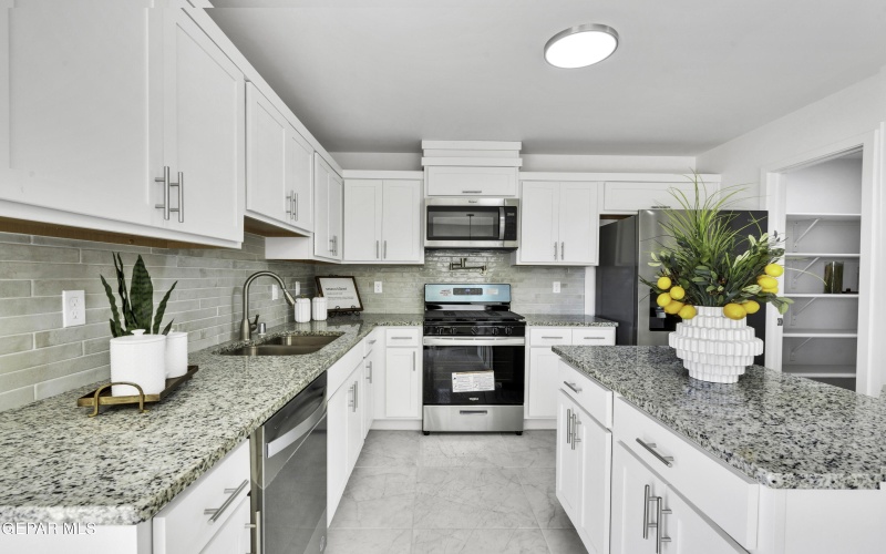 13821 Margaret Ponce Avenue, Horizon City, TX 79928, 3 Bedrooms Bedrooms, ,2 BathroomsBathrooms,Residential,For Sale,13821 Margaret Ponce Avenue,918119