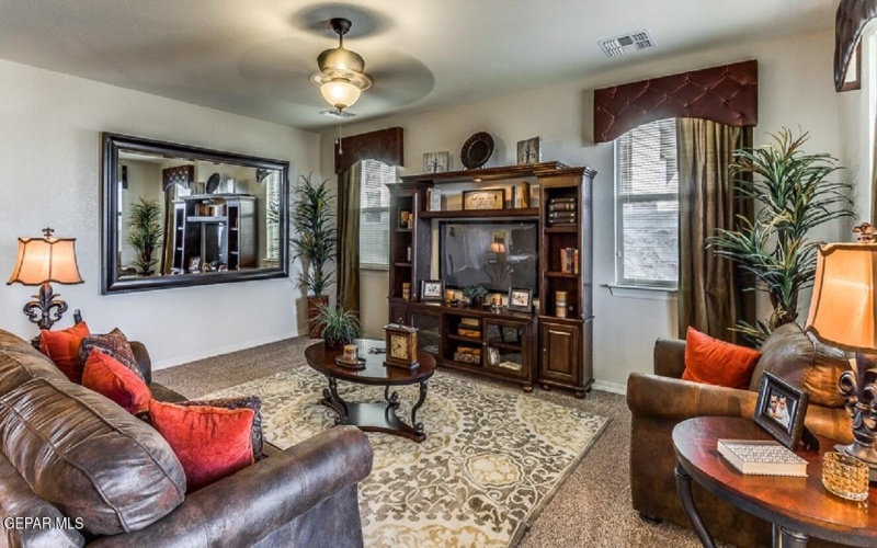 14933 Hill Ridge Court, El Paso, TX 79938, 3 Bedrooms Bedrooms, ,1 BathroomBathrooms,Residential,For Sale,14933 Hill Ridge Court,918264