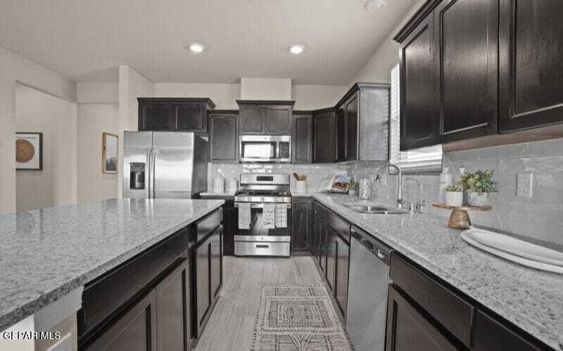 13973 Paseo Aves Avenue, Horizon City, TX 79928, 3 Bedrooms Bedrooms, ,2 BathroomsBathrooms,Residential,For Sale,13973 Paseo Aves Avenue,918449